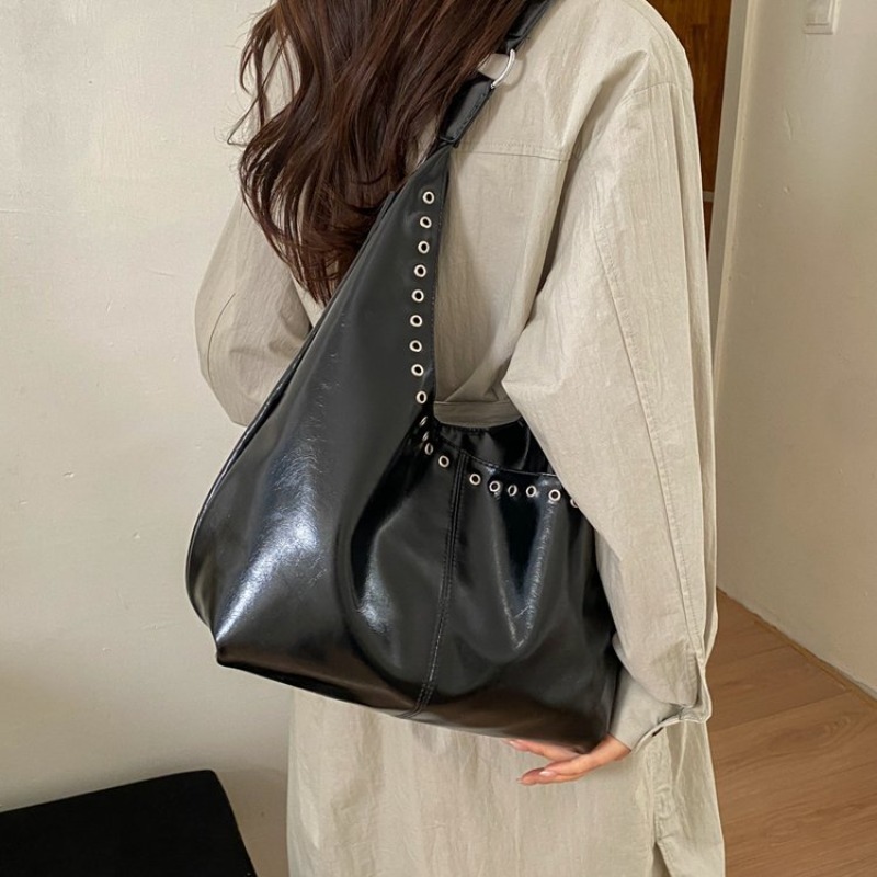 Leatherwork Workshop - Multi-color Soft Faux Leather Shoulder Bag